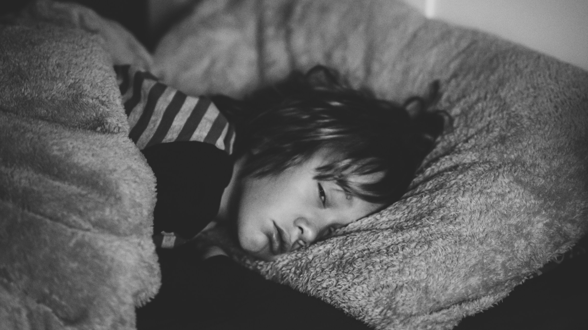 Child unable to sleep alone at night